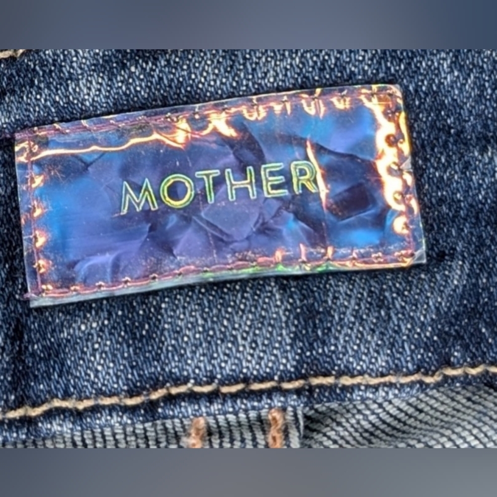 MOTHER The Looker Ankle Fray Girl Crush Jeans - Picture 7 of 9